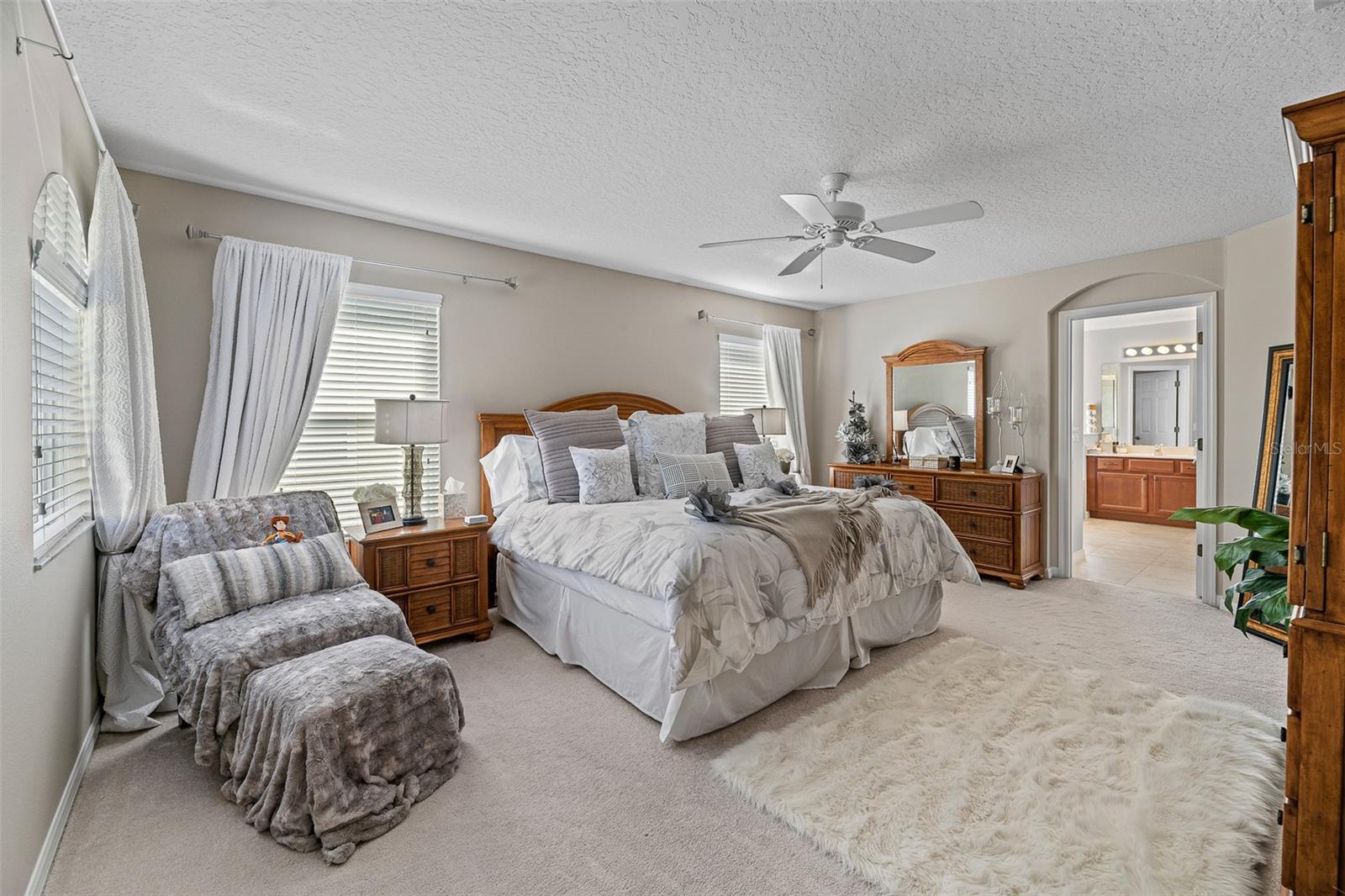 NEWBURY PARK - Residential Lease