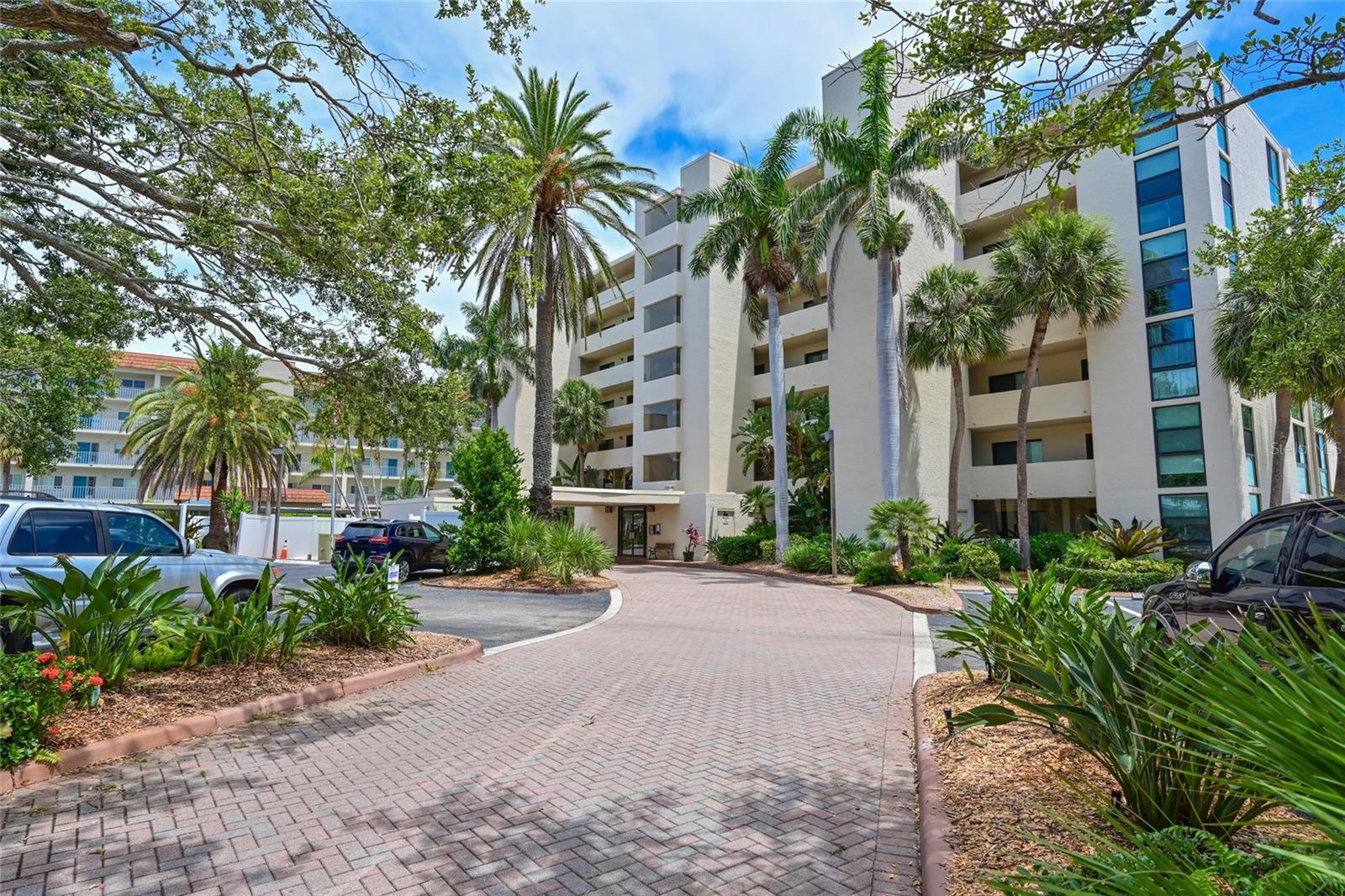1510 1ST AVENUE W 102