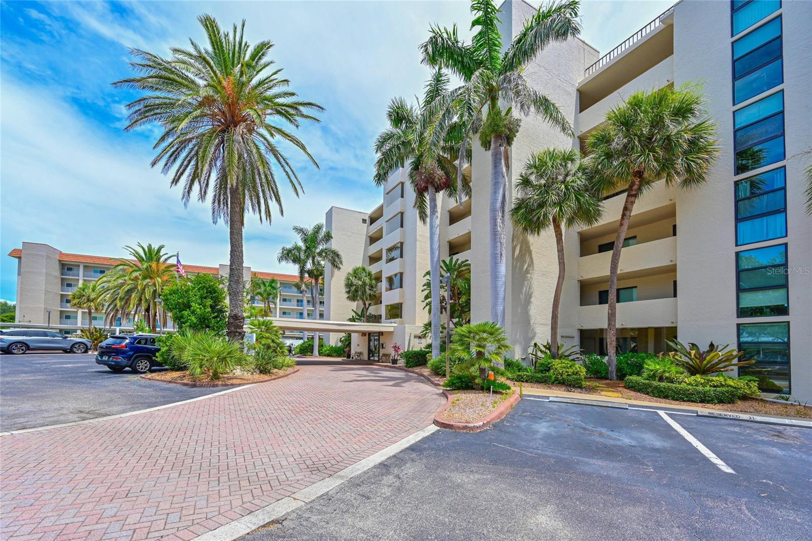 1510 1ST AVENUE W 102