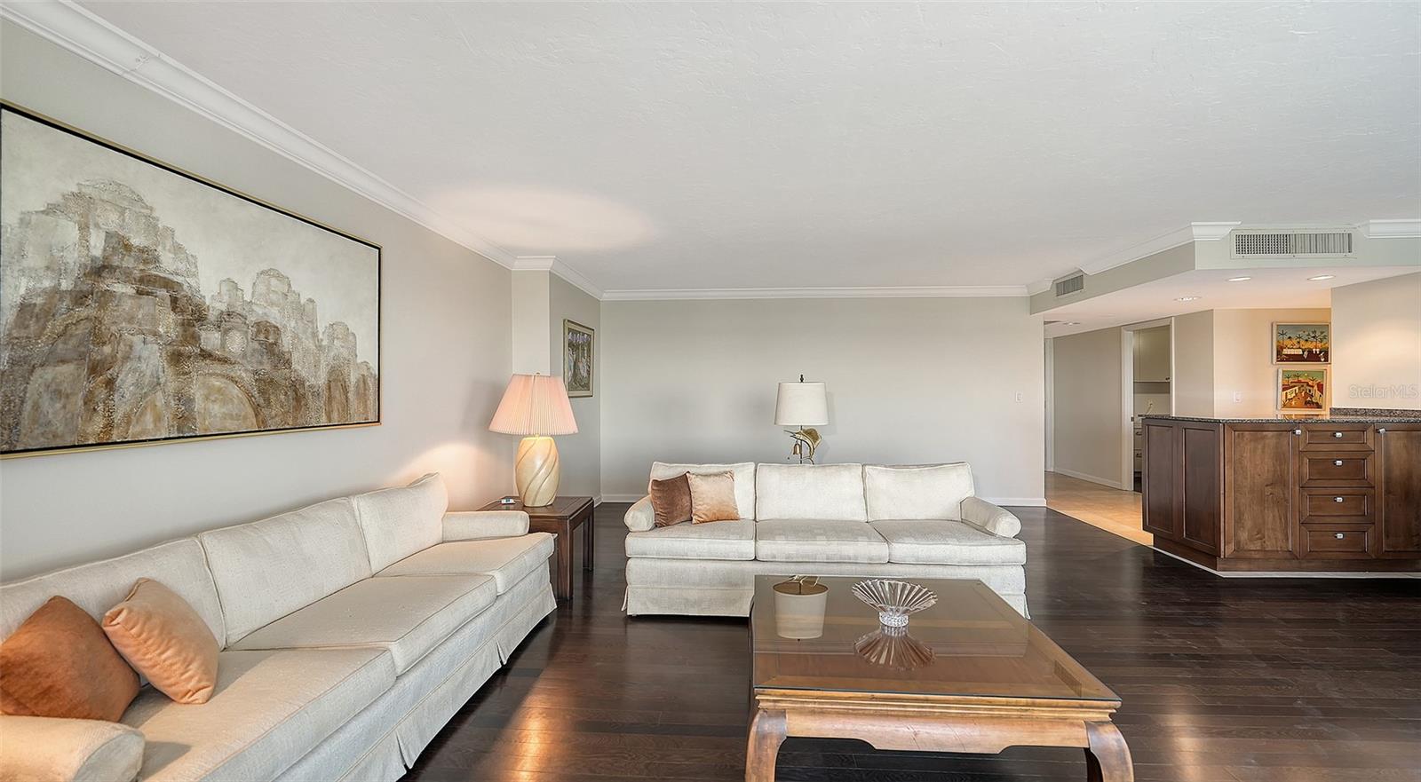 KEY TOWER SOUTH - Residential