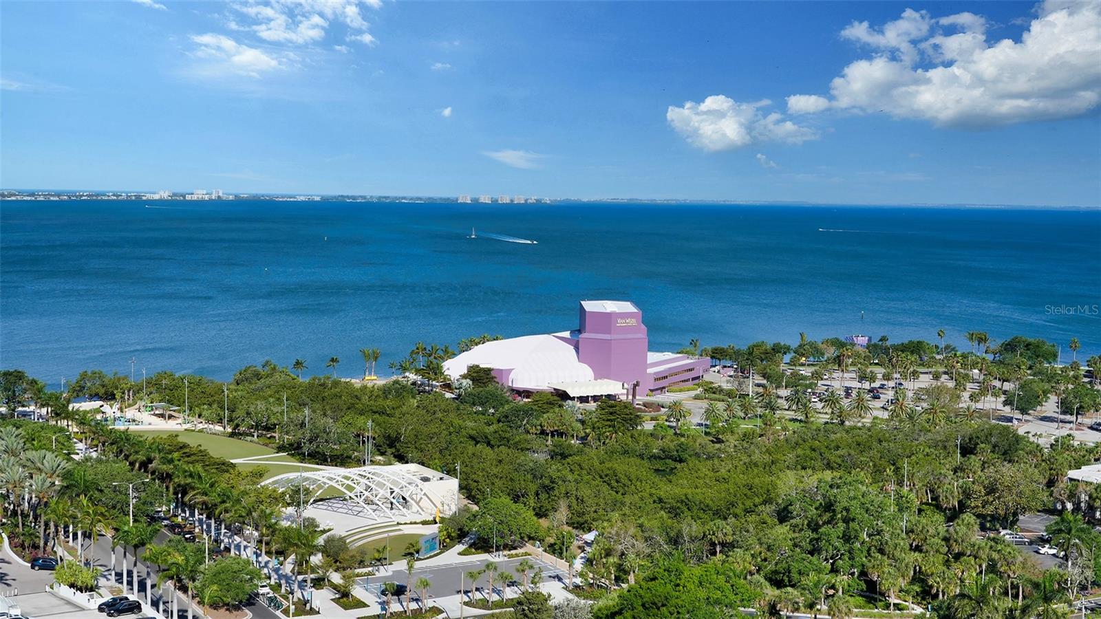 KEY TOWER SOUTH - Residential