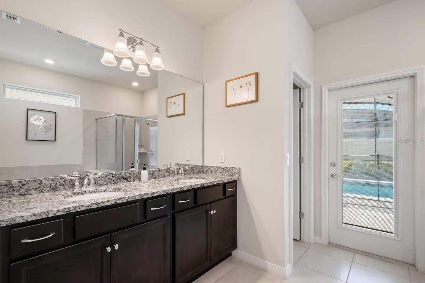 WINDSOR ISLAND PHASE 2A PB 187 PGS 31-34 LOT 436 - Residential