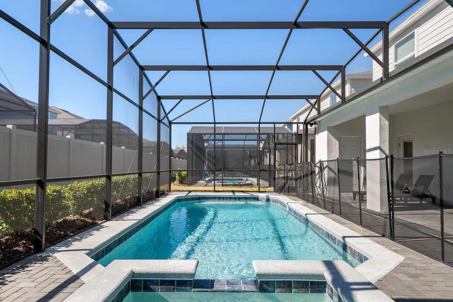 WINDSOR ISLAND PHASE 2A PB 187 PGS 31-34 LOT 436 - Residential