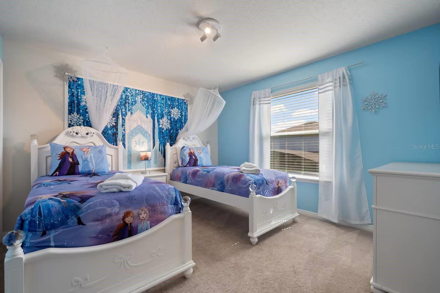 WINDSOR ISLAND PHASE 2A PB 187 PGS 31-34 LOT 436 - Residential