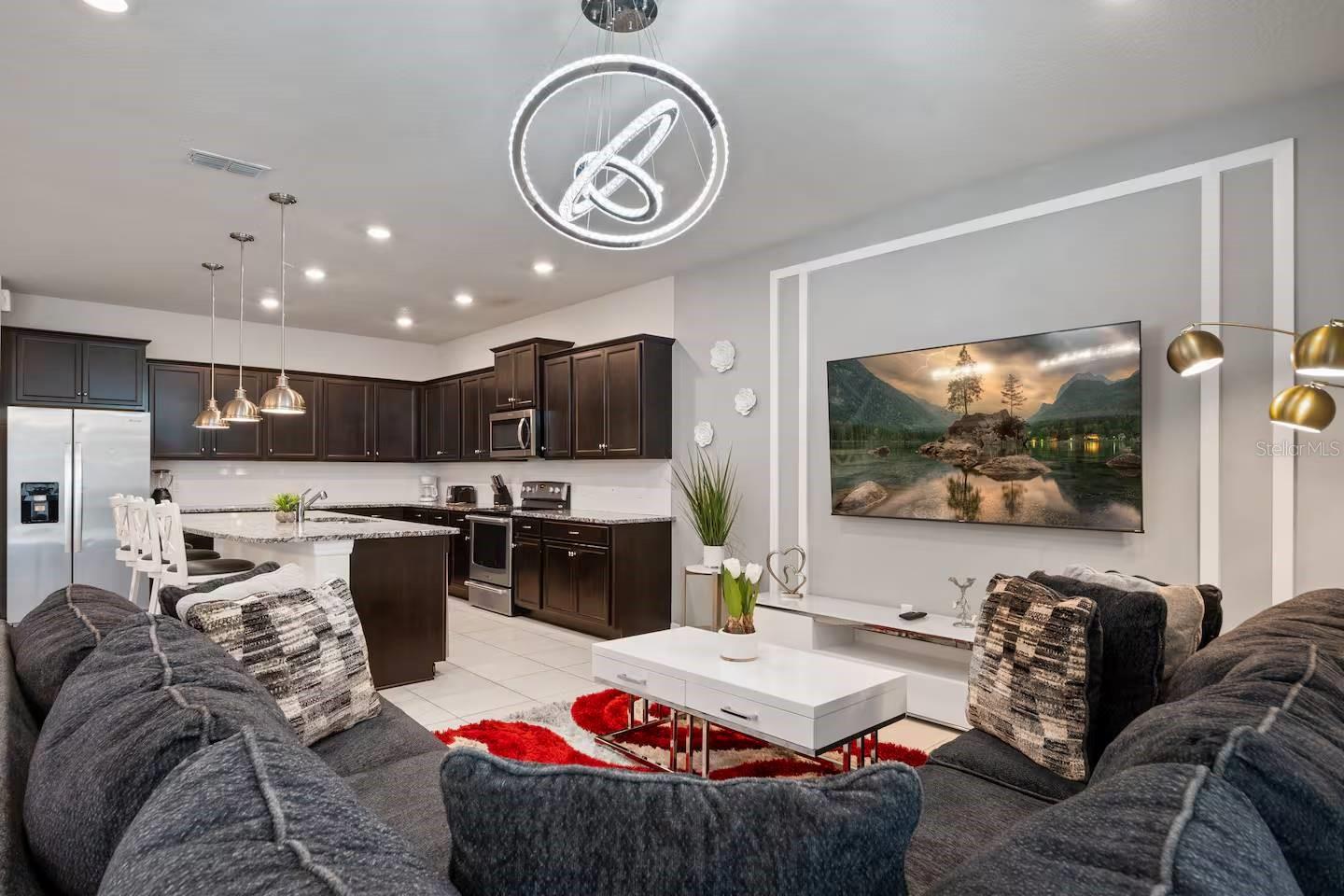 WINDSOR ISLAND PHASE 2A PB 187 PGS 31-34 LOT 436 - Residential