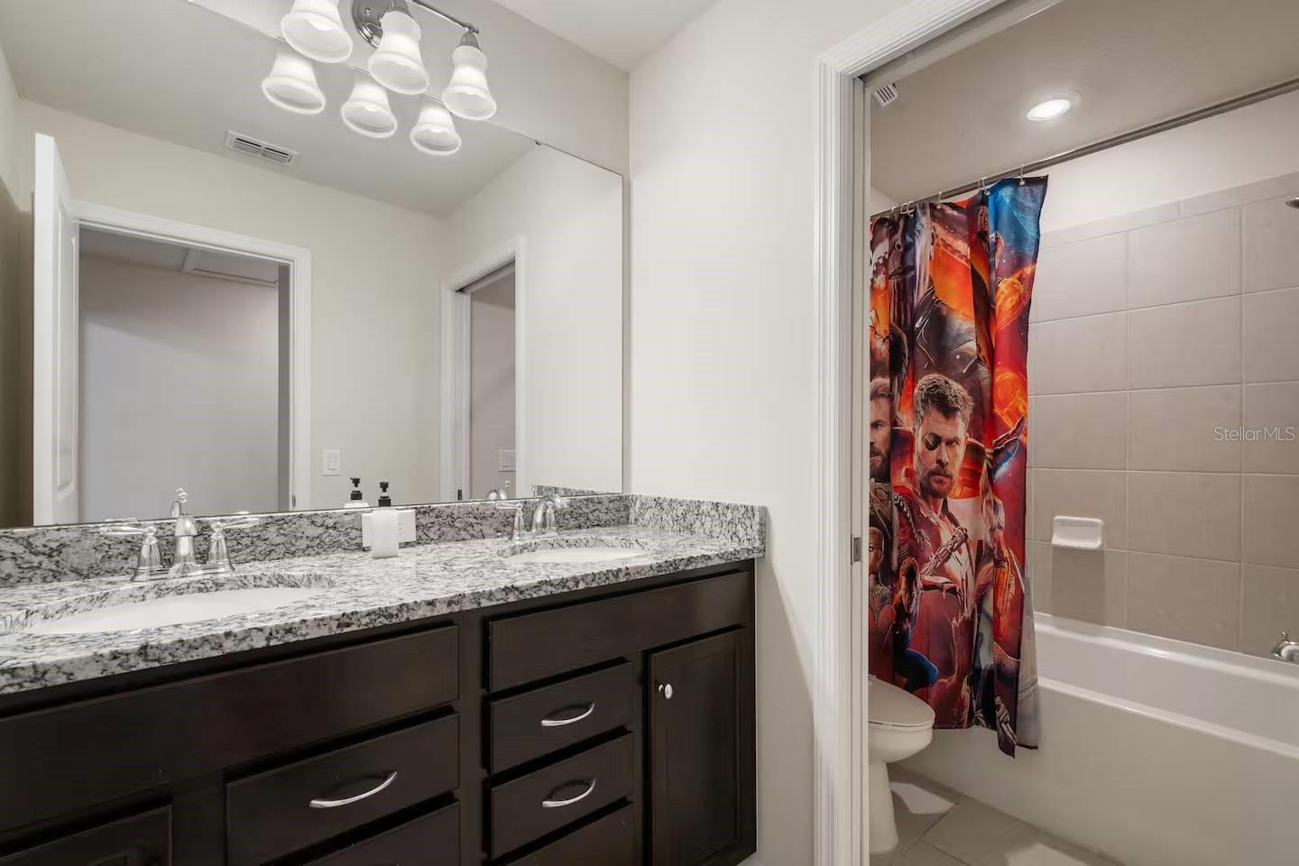 WINDSOR ISLAND PHASE 2A PB 187 PGS 31-34 LOT 436 - Residential