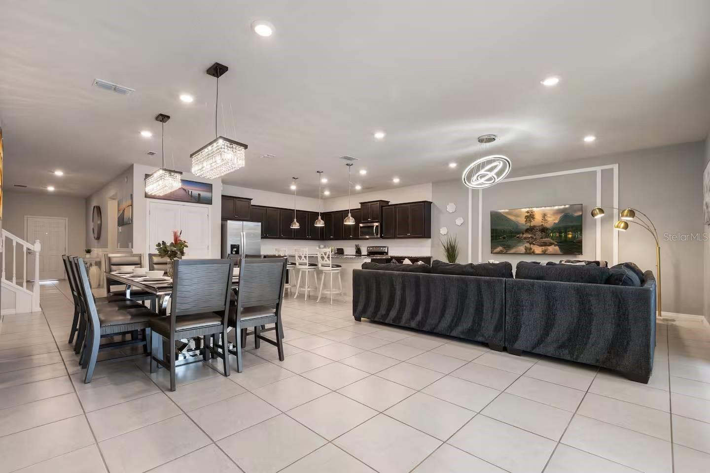 WINDSOR ISLAND PHASE 2A PB 187 PGS 31-34 LOT 436 - Residential