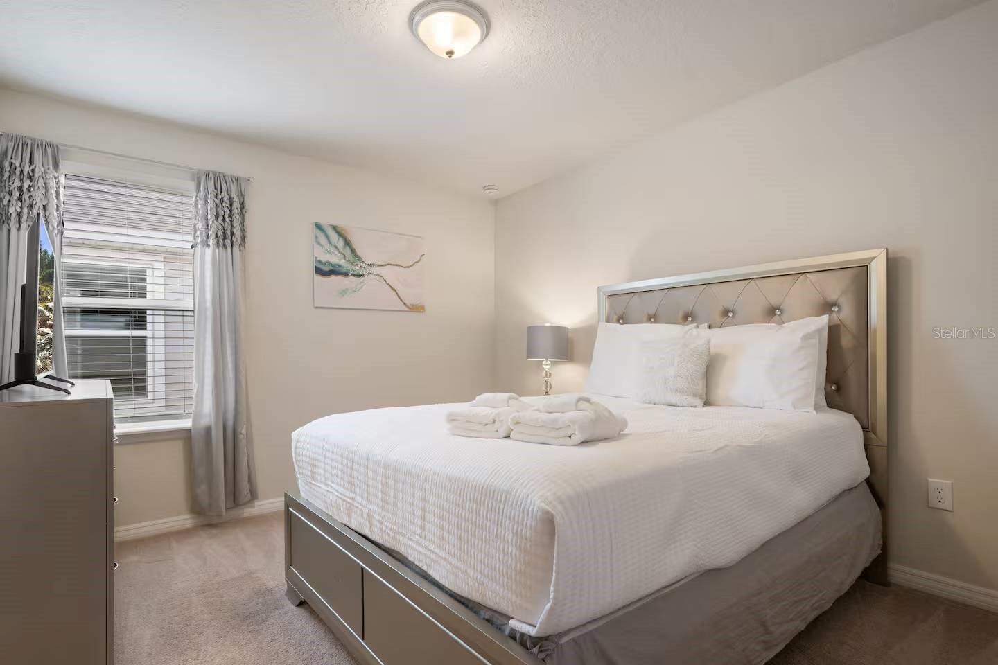 WINDSOR ISLAND PHASE 2A PB 187 PGS 31-34 LOT 436 - Residential