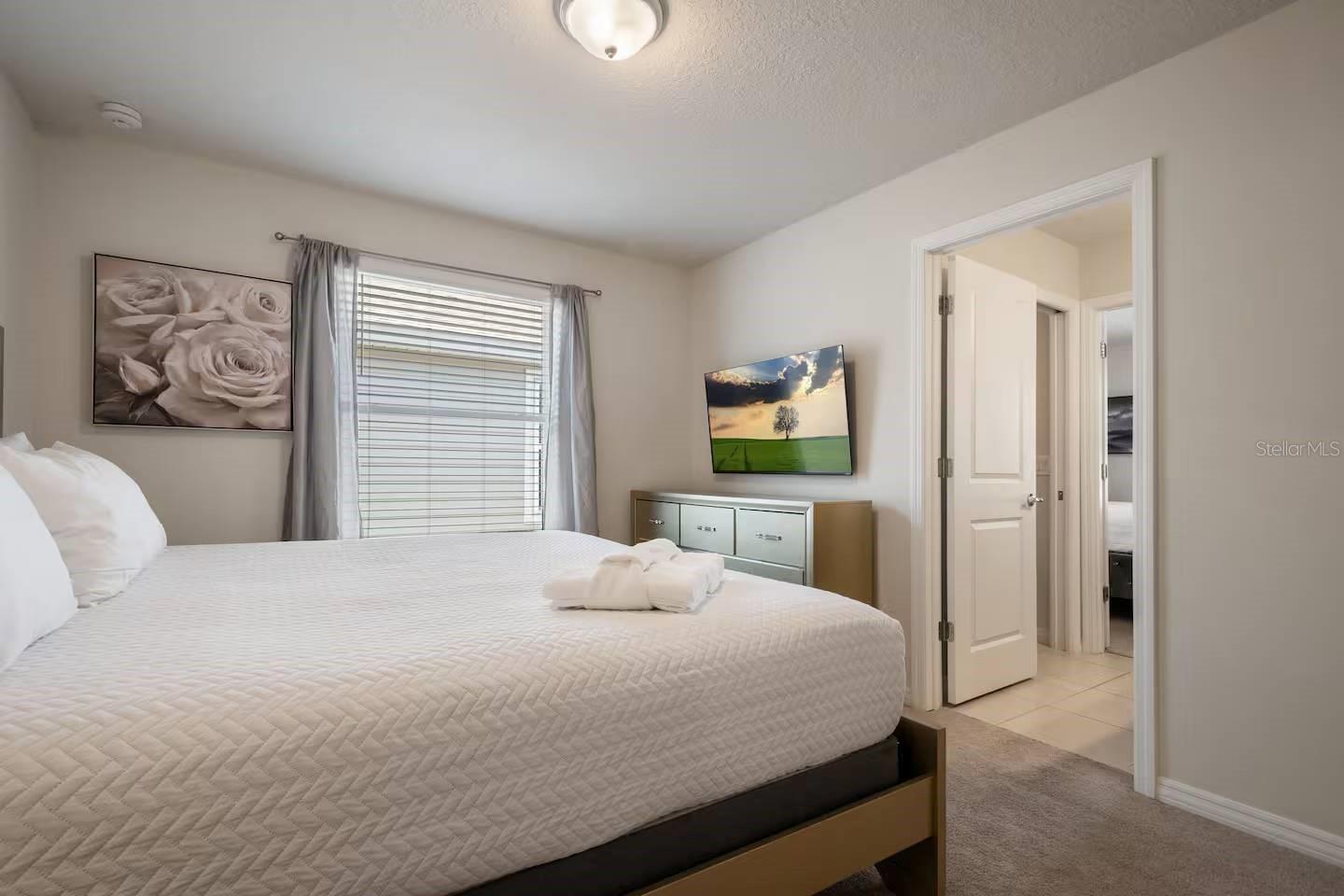 WINDSOR ISLAND PHASE 2A PB 187 PGS 31-34 LOT 436 - Residential