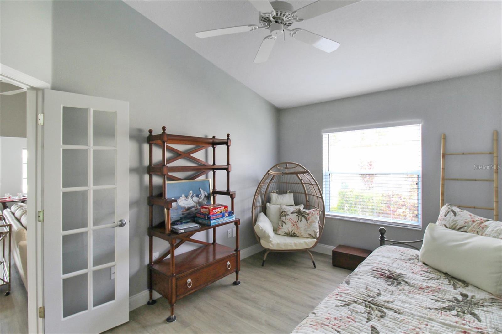 PALM VILLAS - Residential Lease