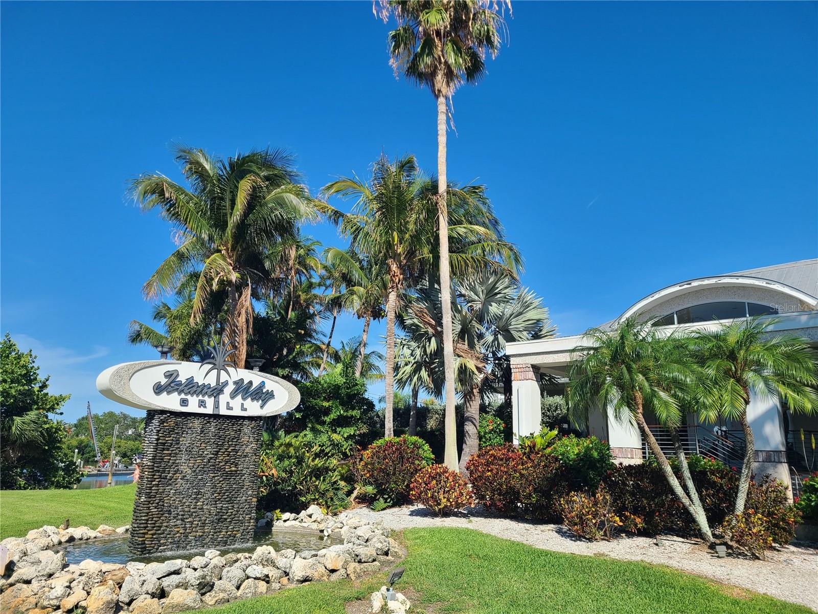 650 ISLAND WAY CONDO - Residential