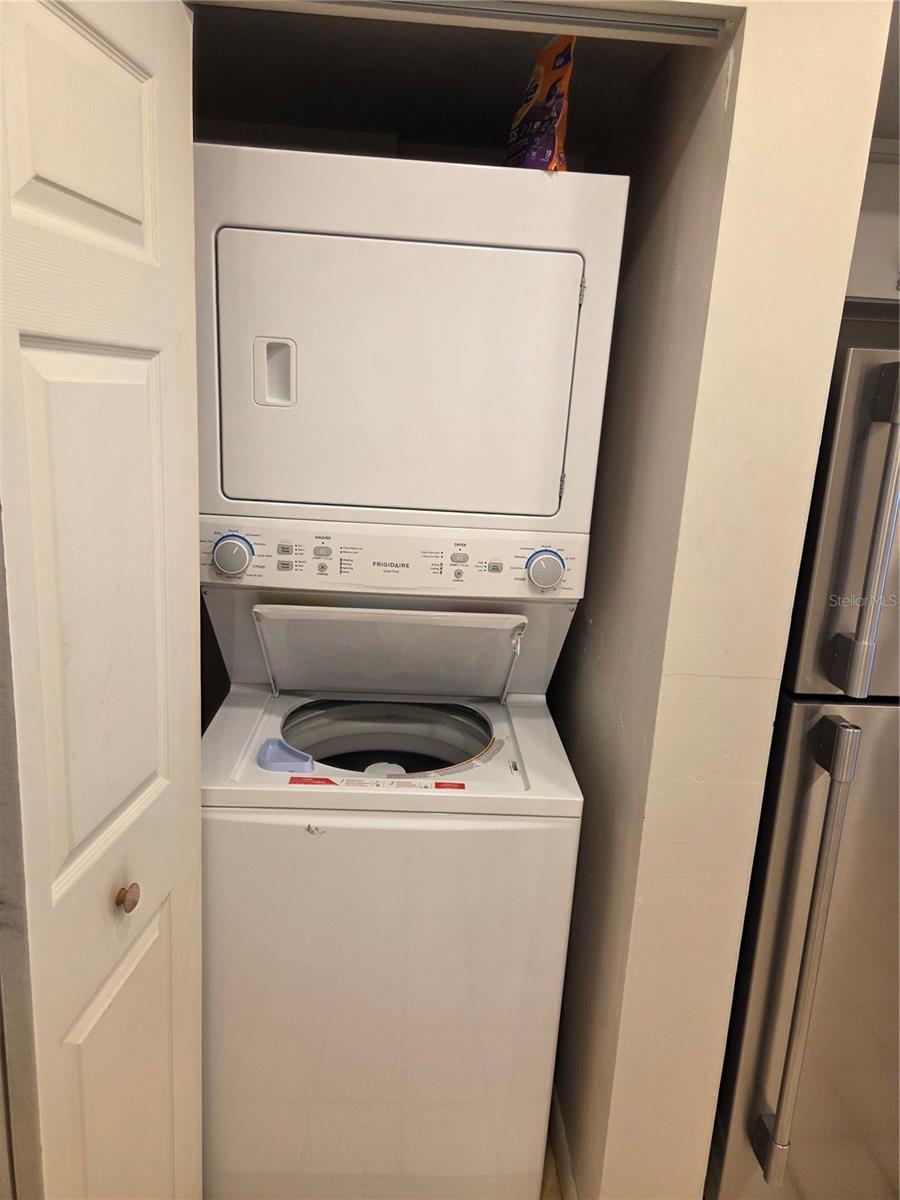 650 ISLAND WAY CONDO - Residential