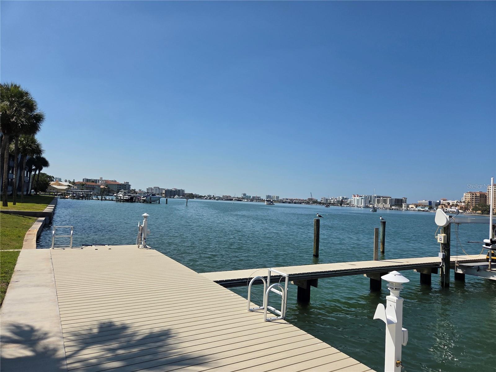 650 ISLAND WAY CONDO - Residential