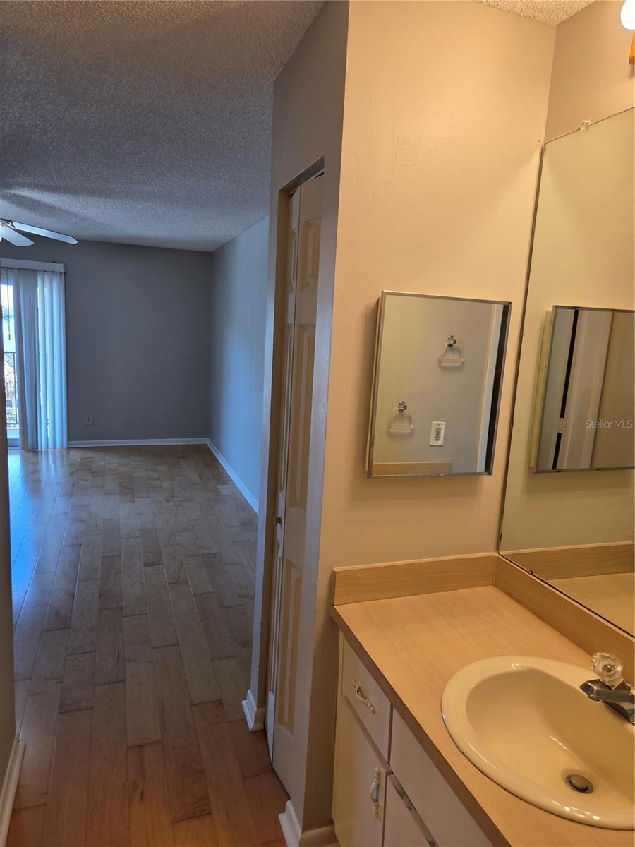 650 ISLAND WAY CONDO - Residential