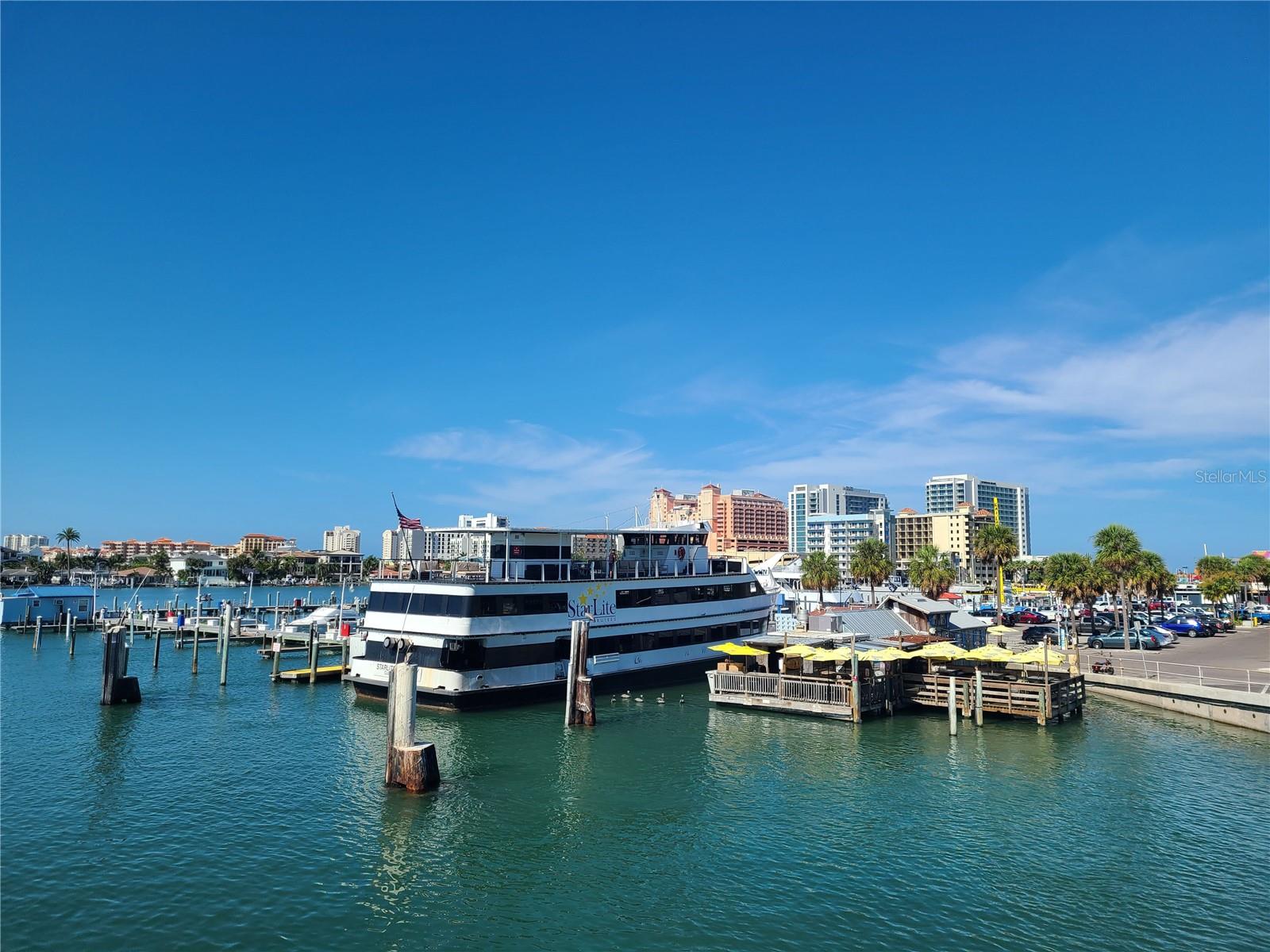 650 ISLAND WAY CONDO - Residential