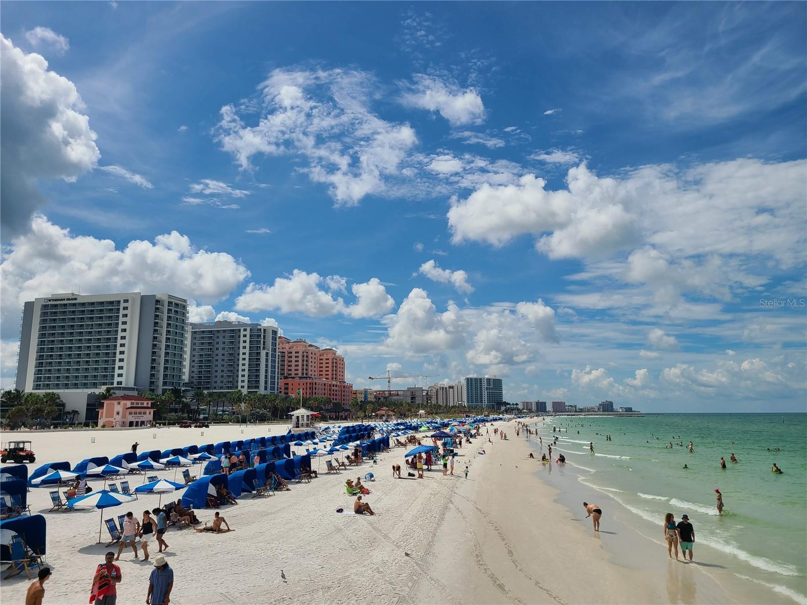 650 ISLAND WAY CONDO - Residential