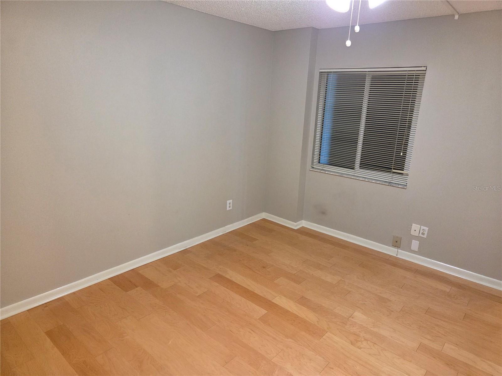650 ISLAND WAY CONDO - Residential