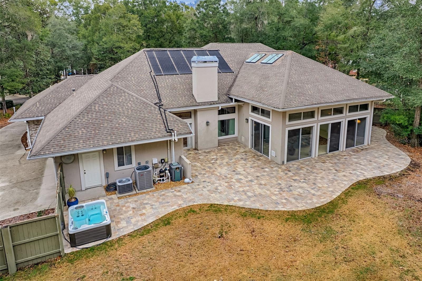 BENJAMINS GROVE - Residential