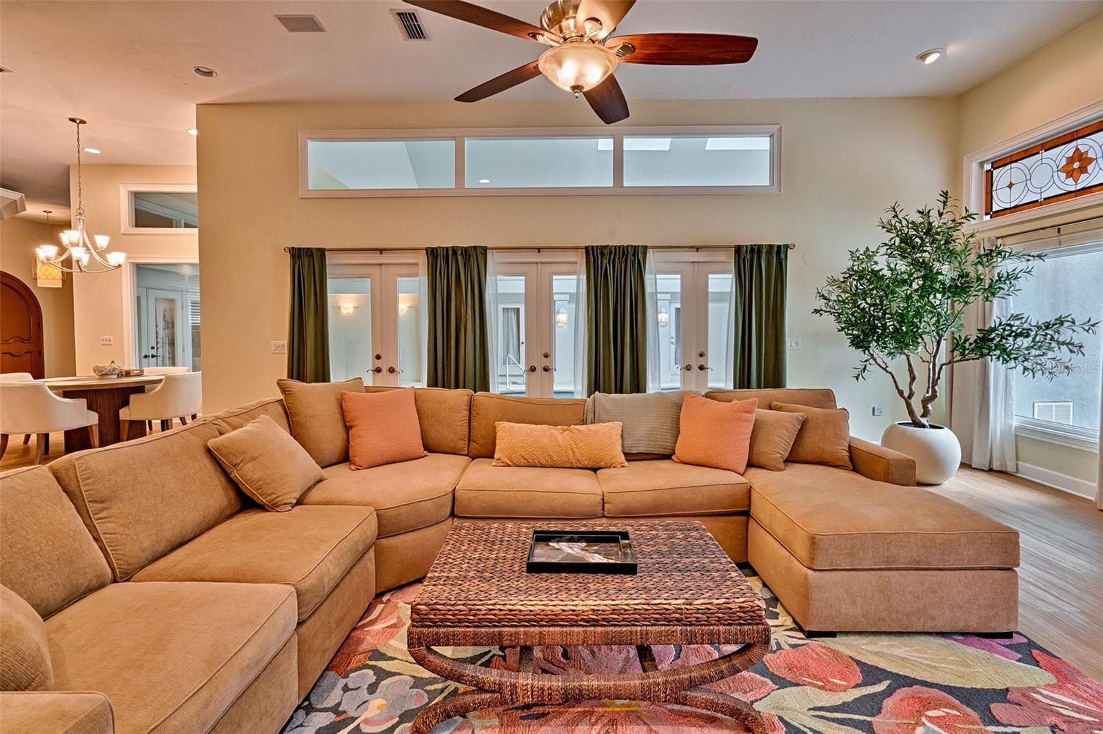 BENJAMINS GROVE - Residential