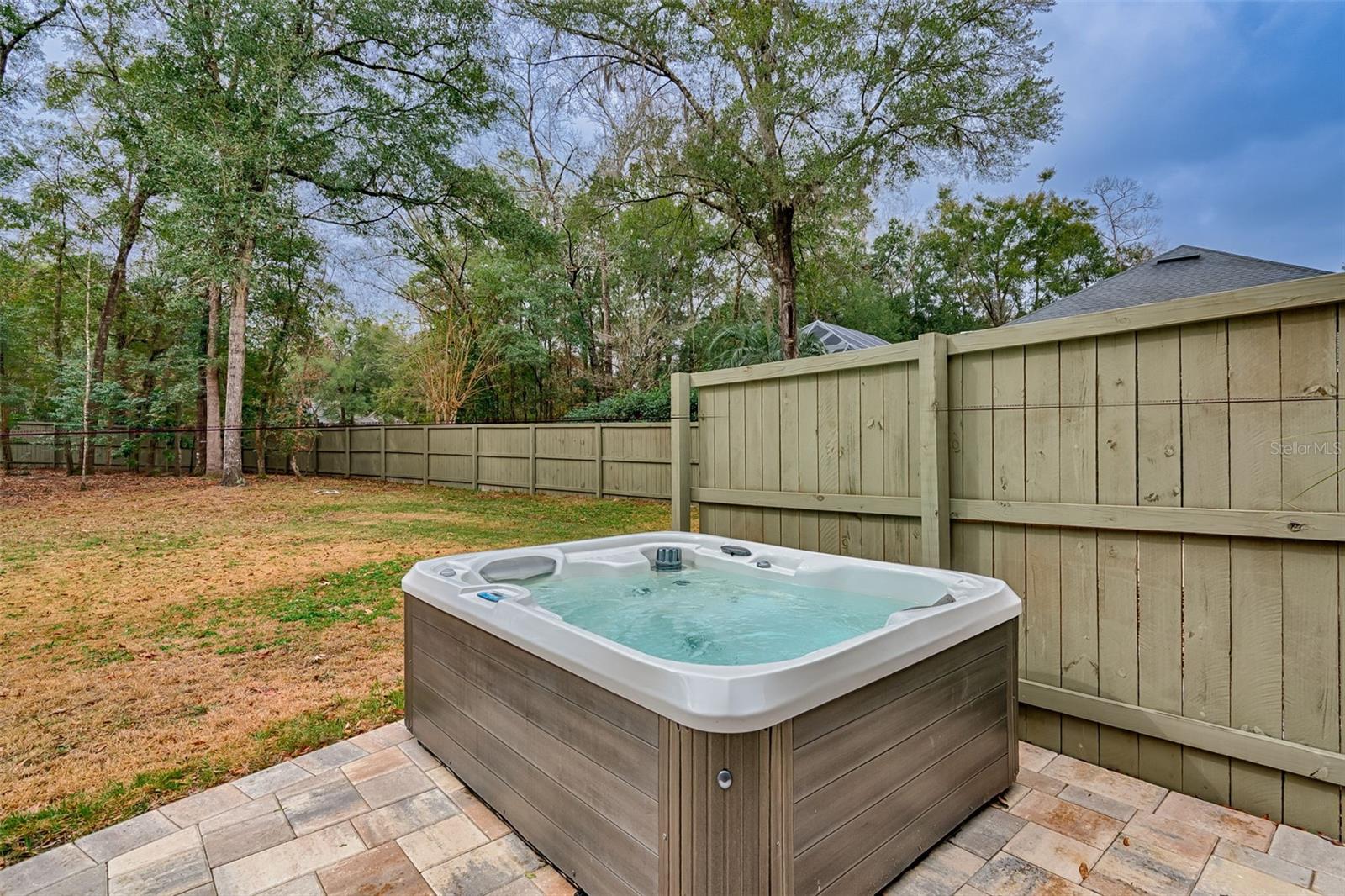 BENJAMINS GROVE - Residential