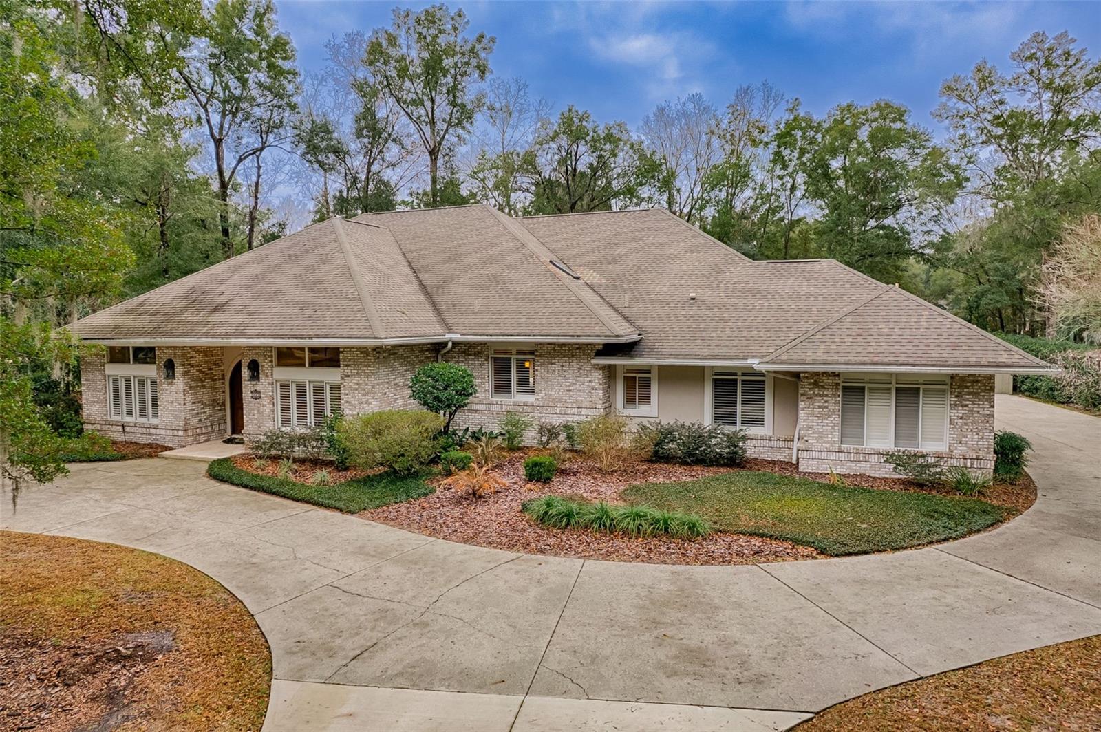 BENJAMINS GROVE - Residential