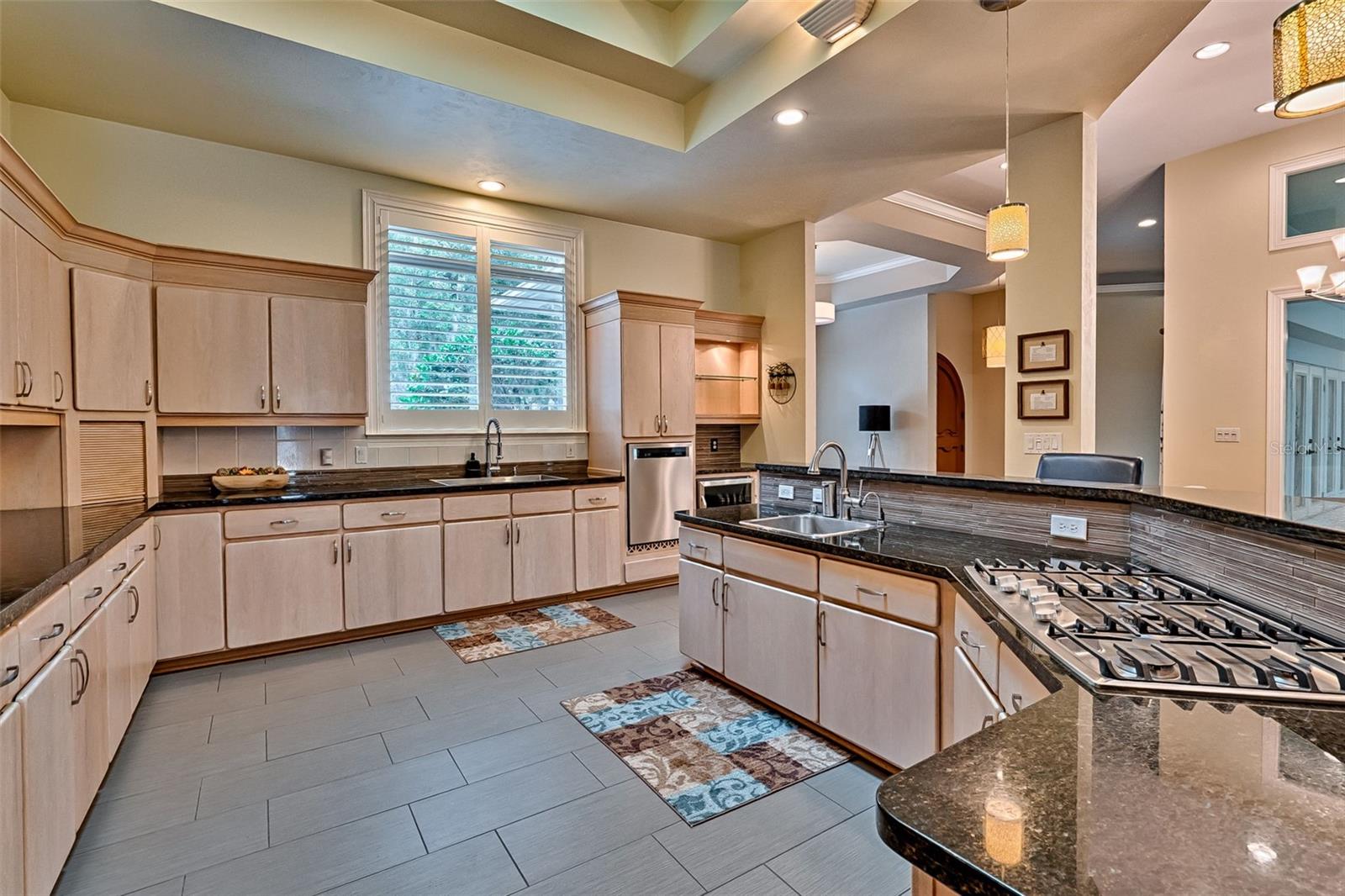 BENJAMINS GROVE - Residential