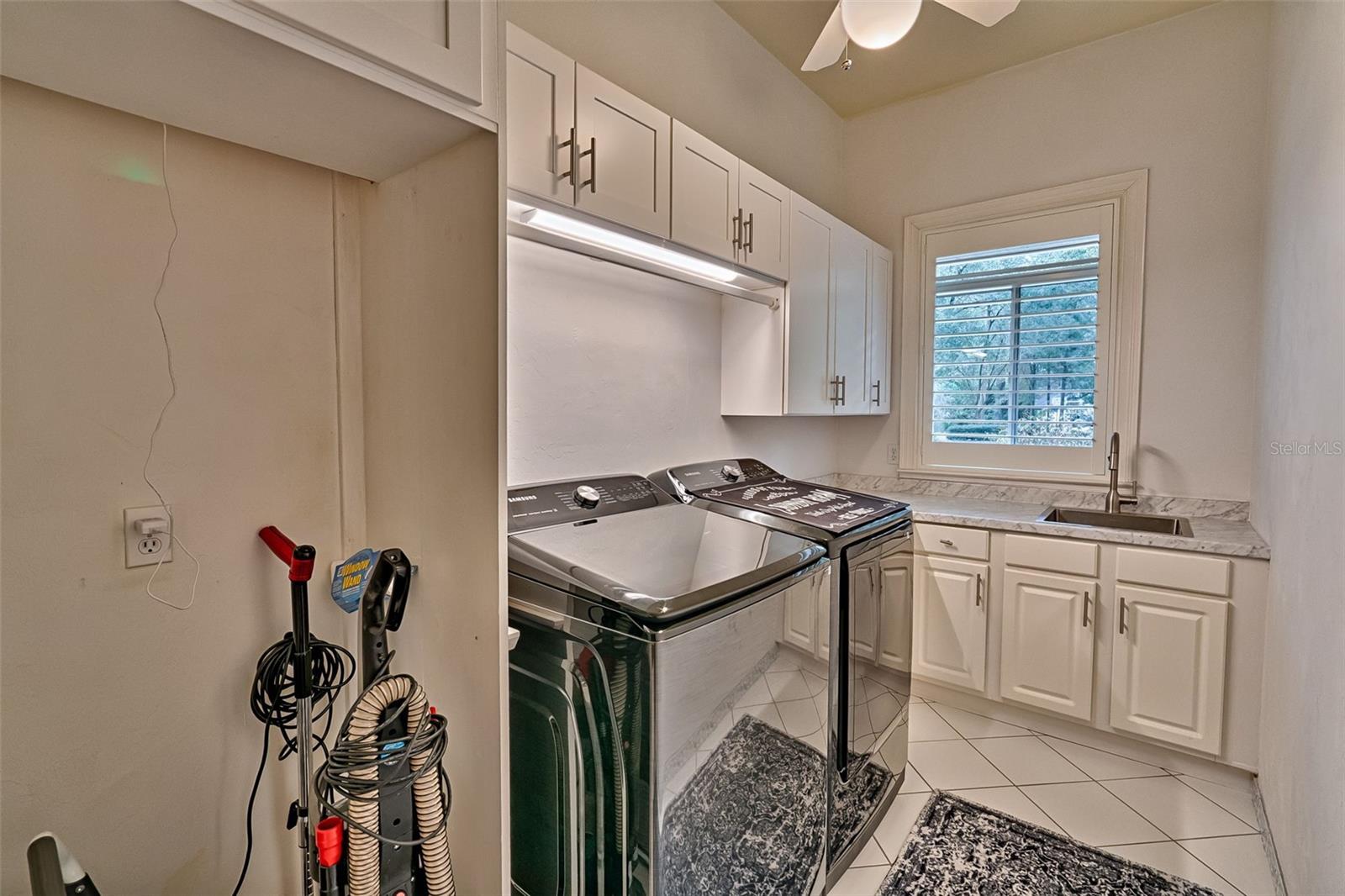 BENJAMINS GROVE - Residential