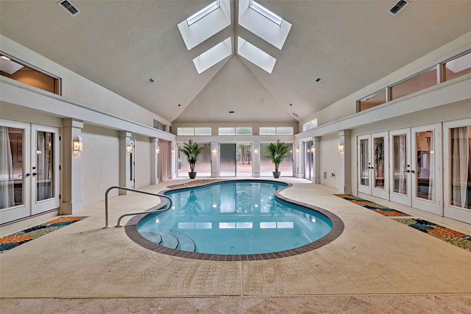 BENJAMINS GROVE - Residential