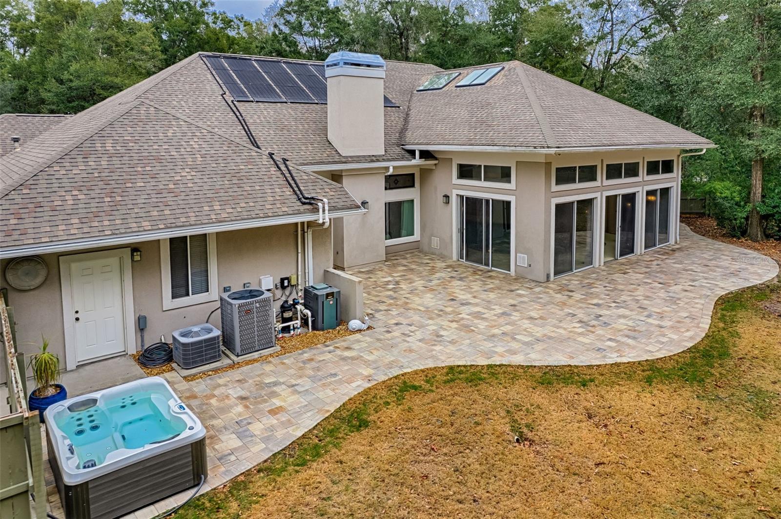 BENJAMINS GROVE - Residential