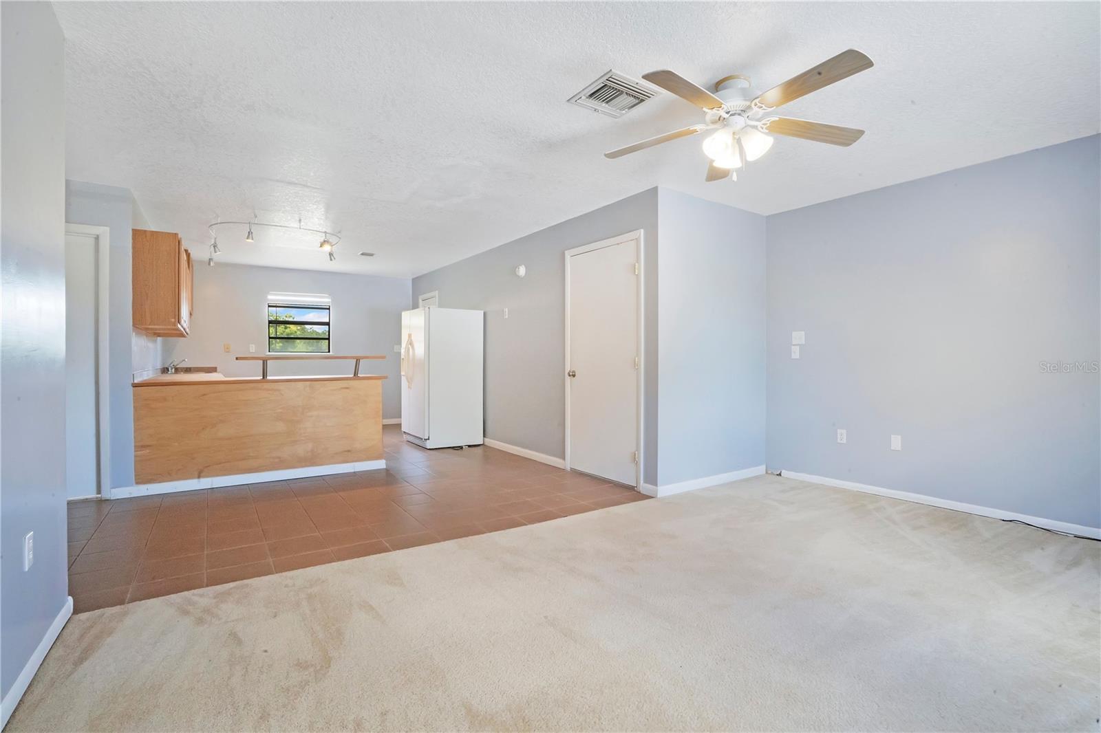 ACREAGE - Residential