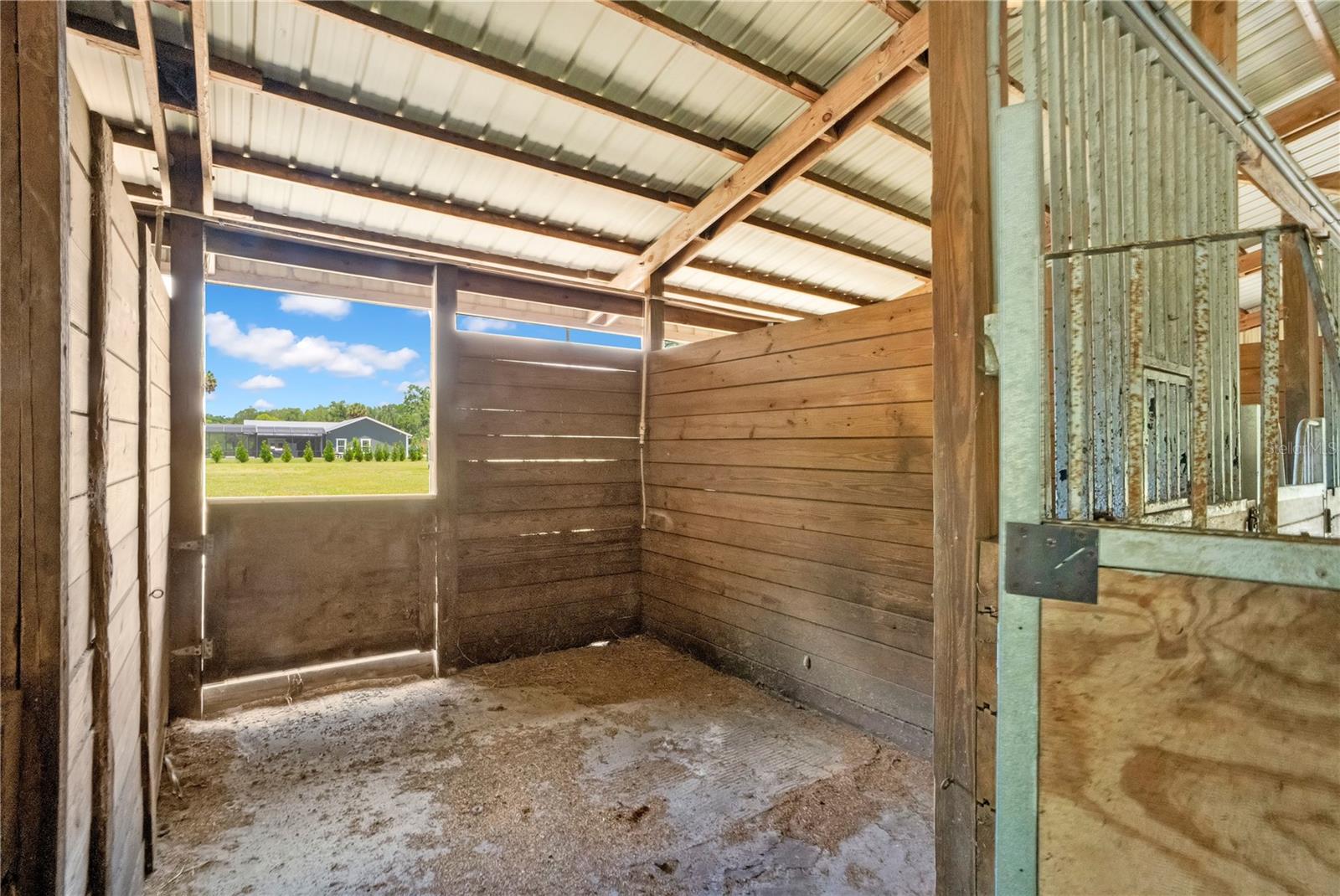 ACREAGE - Residential