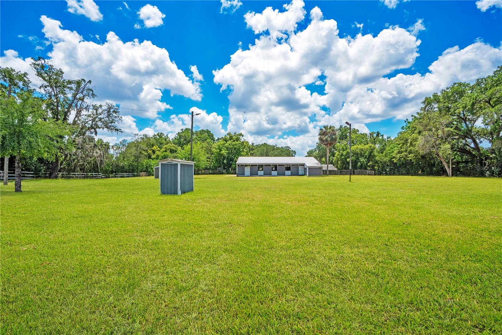 ACREAGE - Residential