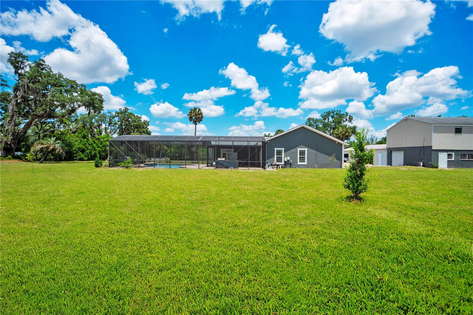 ACREAGE - Residential