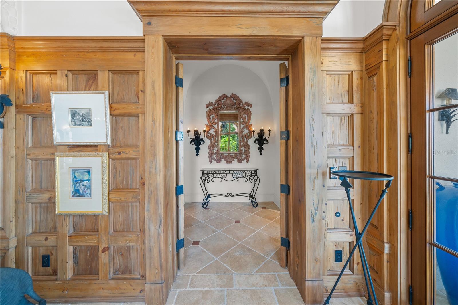 SAINT ARMANDS DIV JOHN RINGLING ESTATES - Residential