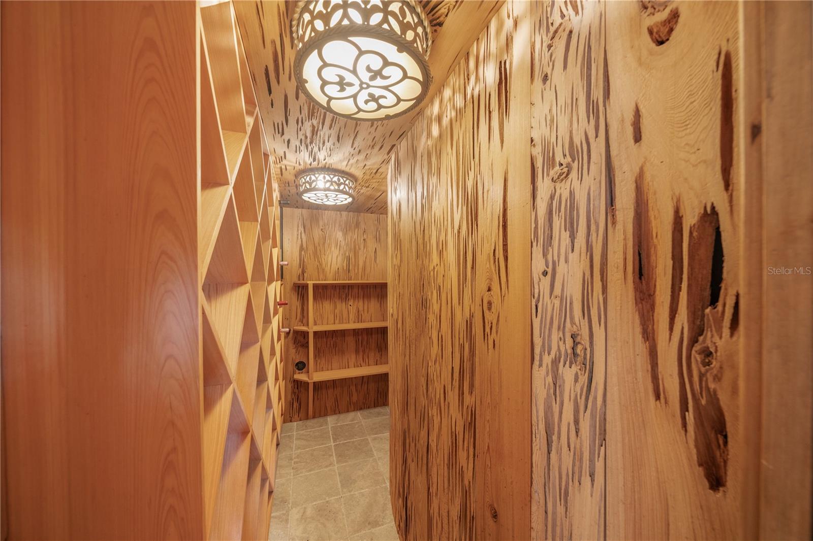 SAINT ARMANDS DIV JOHN RINGLING ESTATES - Residential