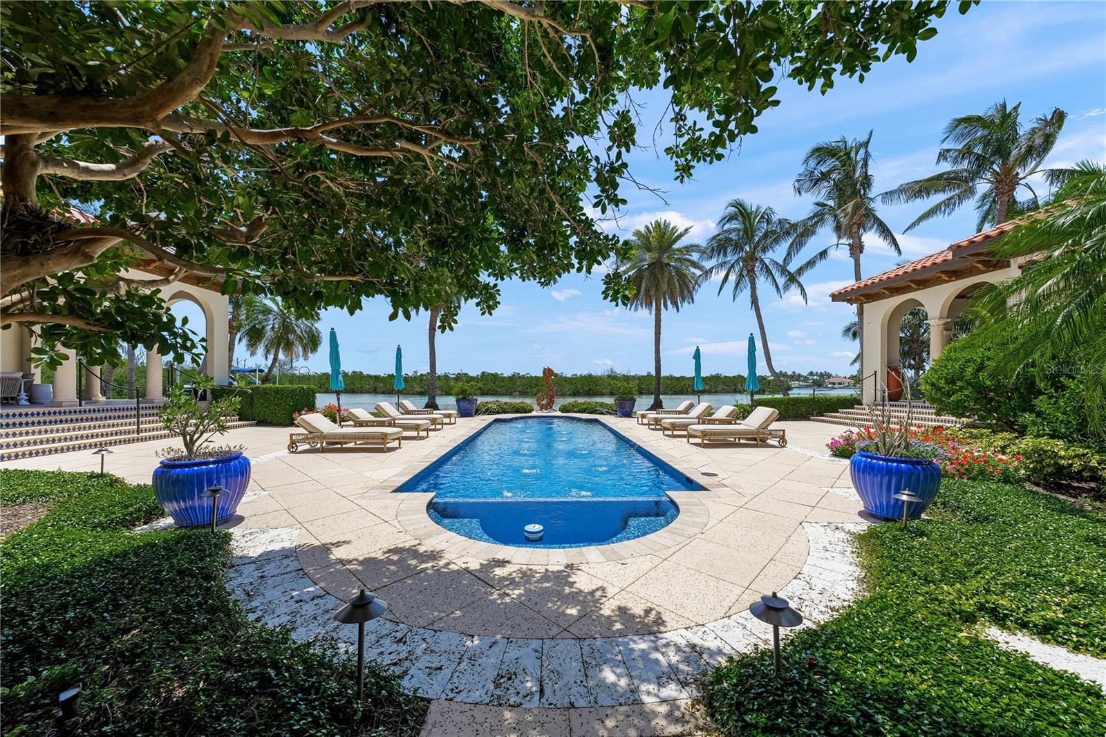 SAINT ARMANDS DIV JOHN RINGLING ESTATES - Residential