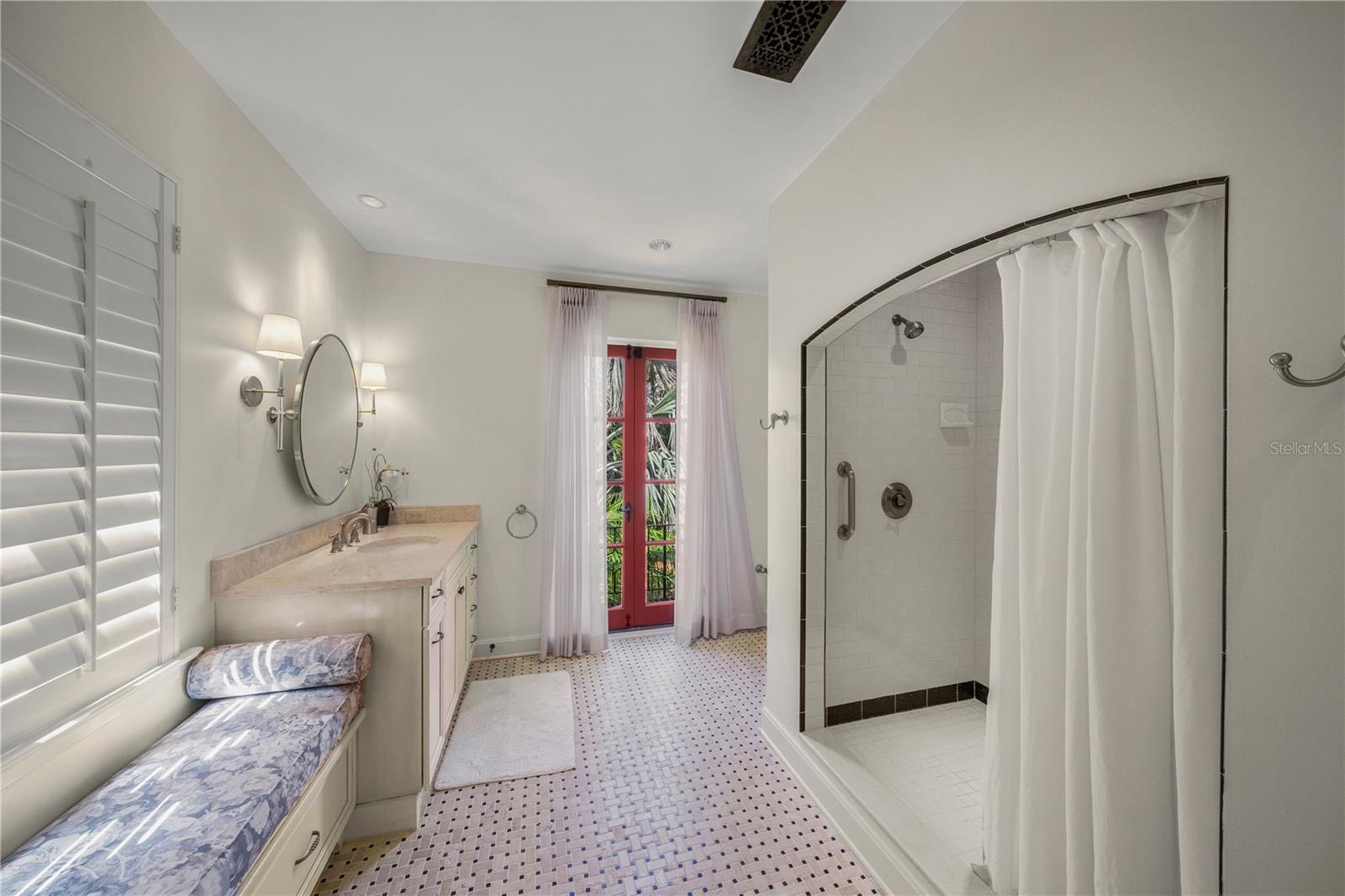 SAINT ARMANDS DIV JOHN RINGLING ESTATES - Residential