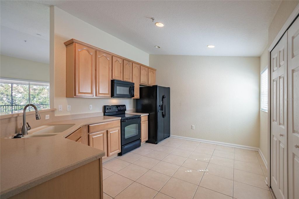 Photo of 8313 Foster Drive, Davenport, FL 33896 (MLS # O6389880)