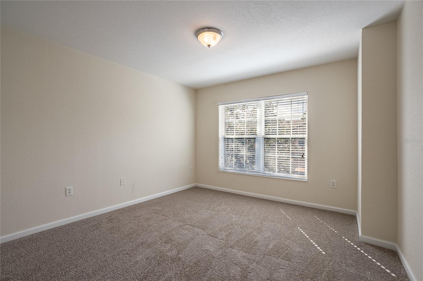 PROMENADES AT BELLA TRAE P5 - Residential Lease