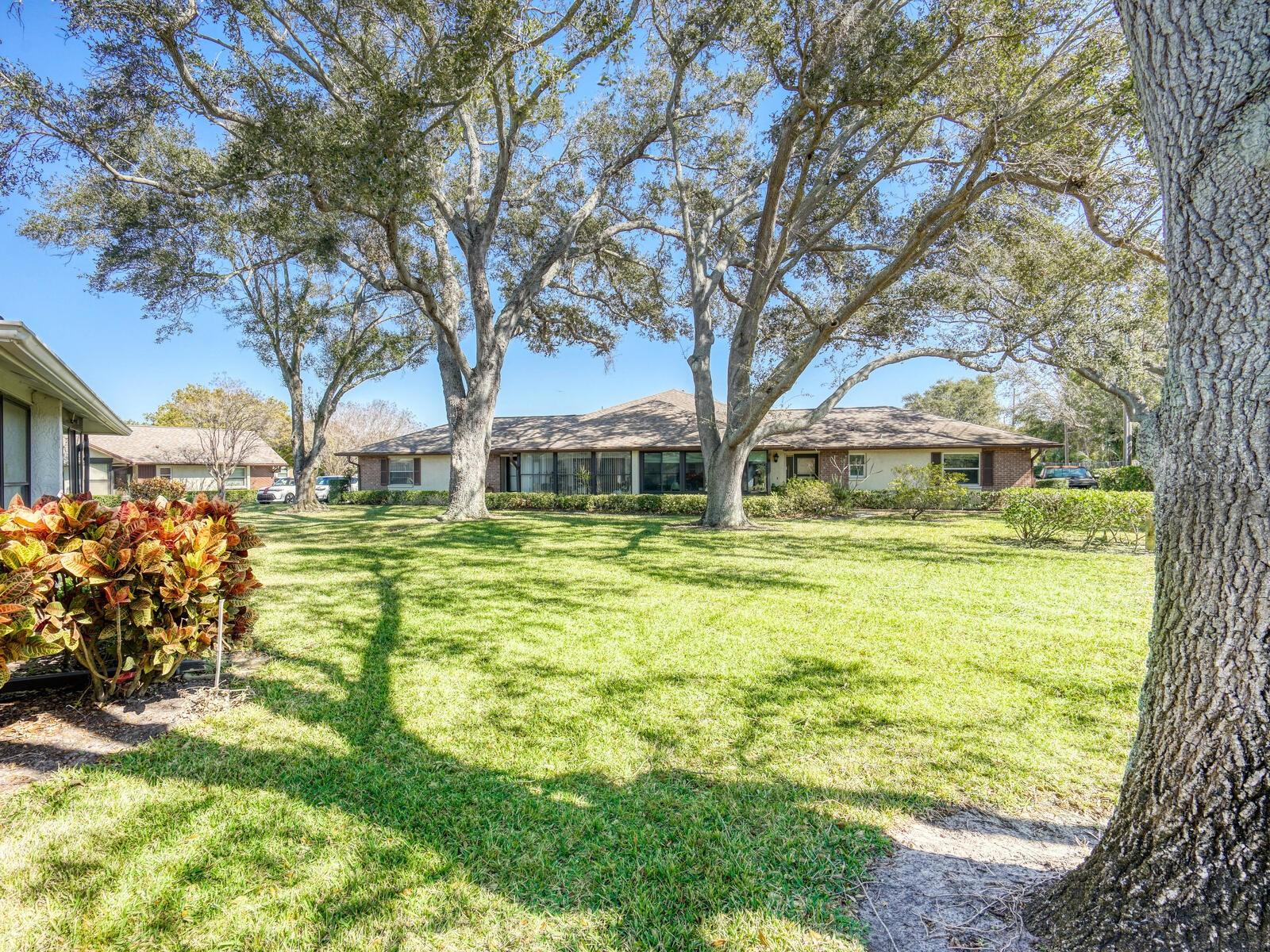 SCOTSDALE CLUSTER CONDO - Residential