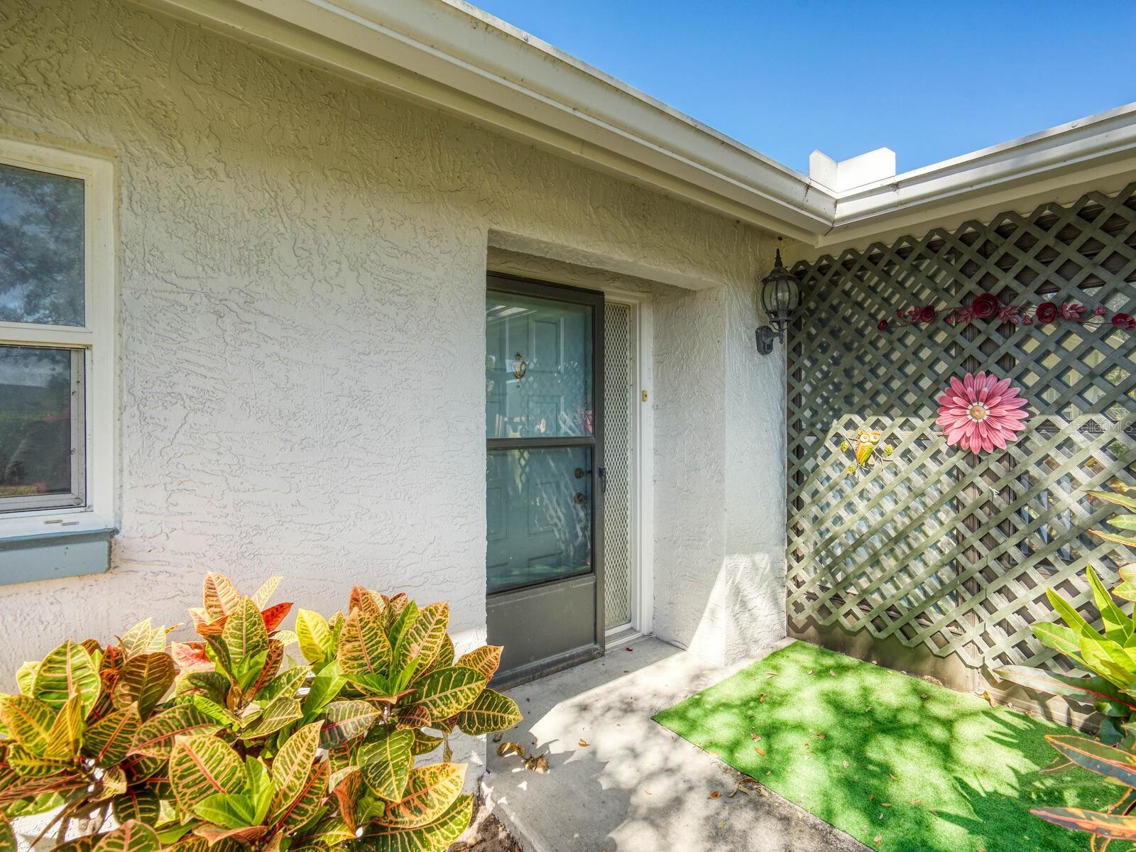 SCOTSDALE CLUSTER CONDO - Residential