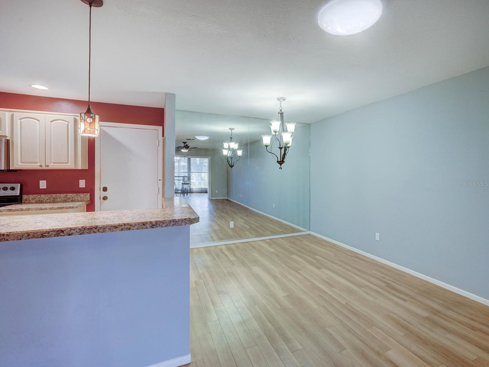 SCOTSDALE CLUSTER CONDO - Residential