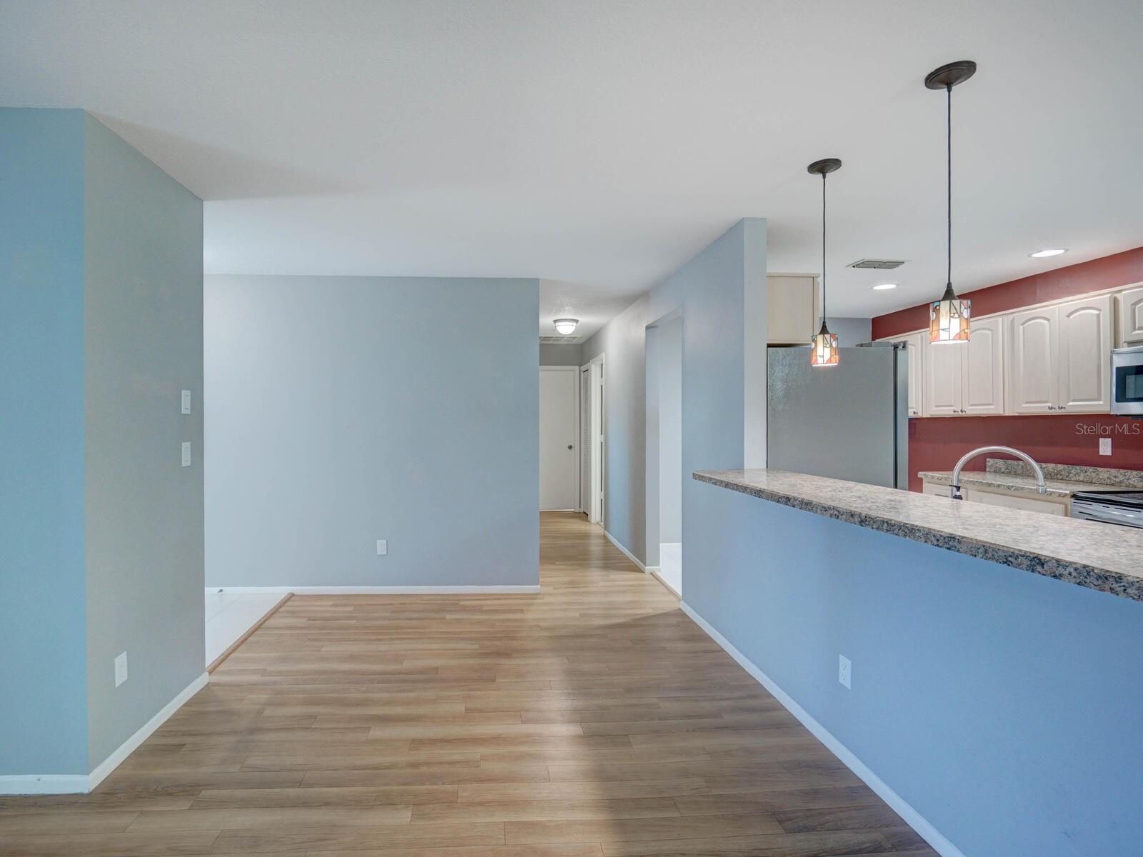 SCOTSDALE CLUSTER CONDO - Residential