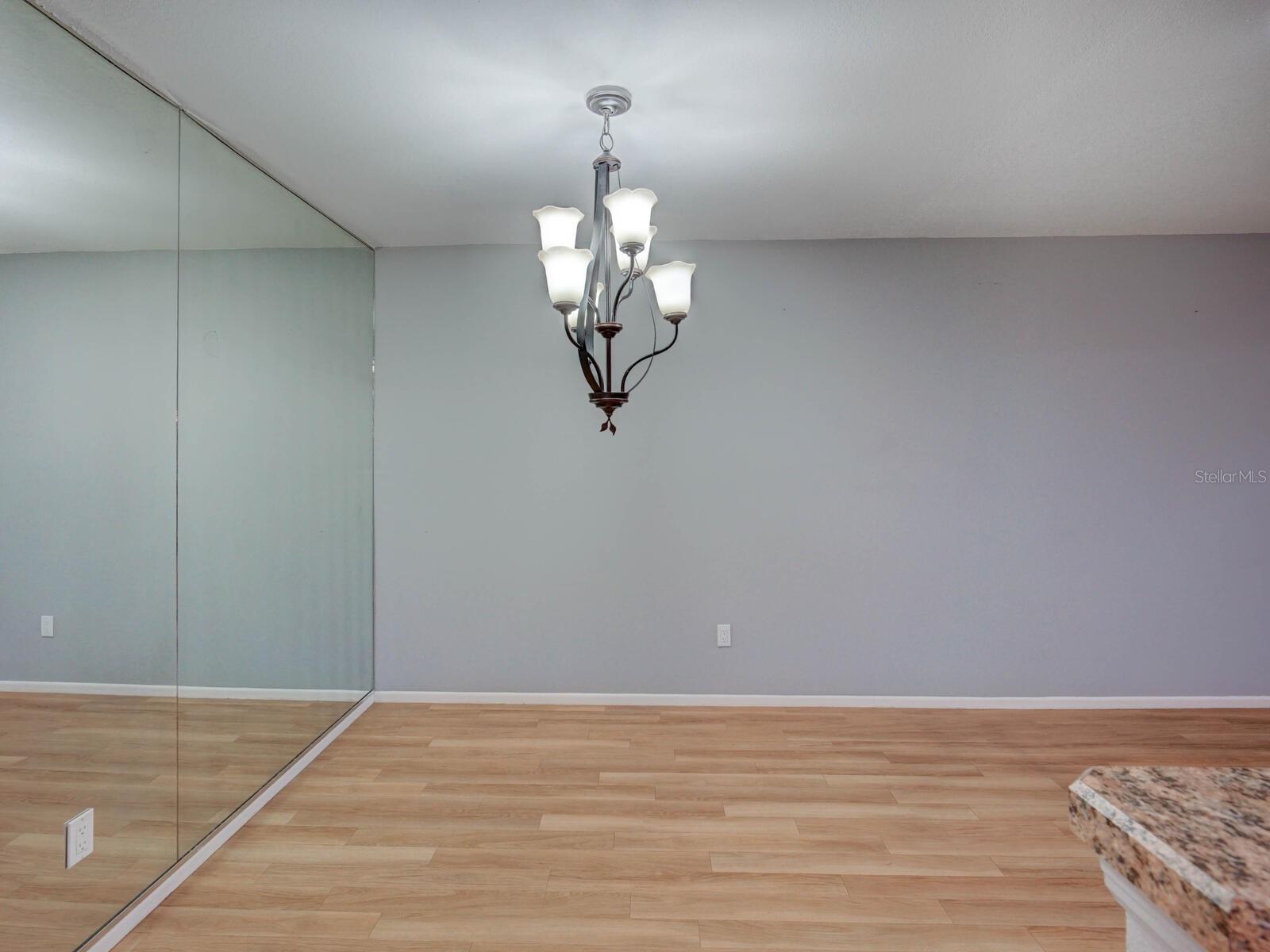 SCOTSDALE CLUSTER CONDO - Residential