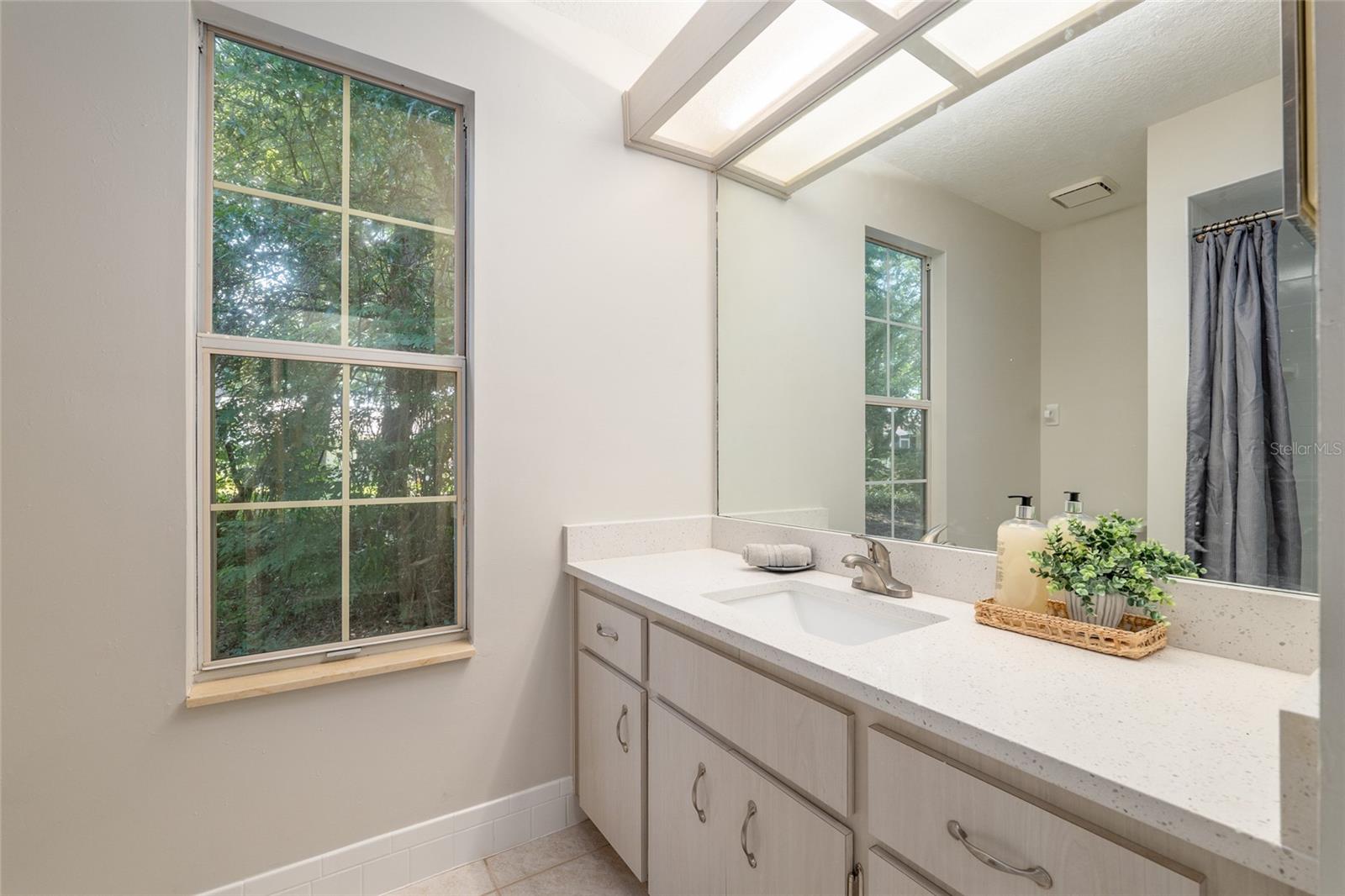 OAK RUN - Residential