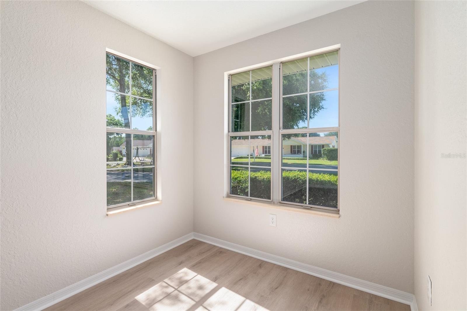 OAK RUN - Residential
