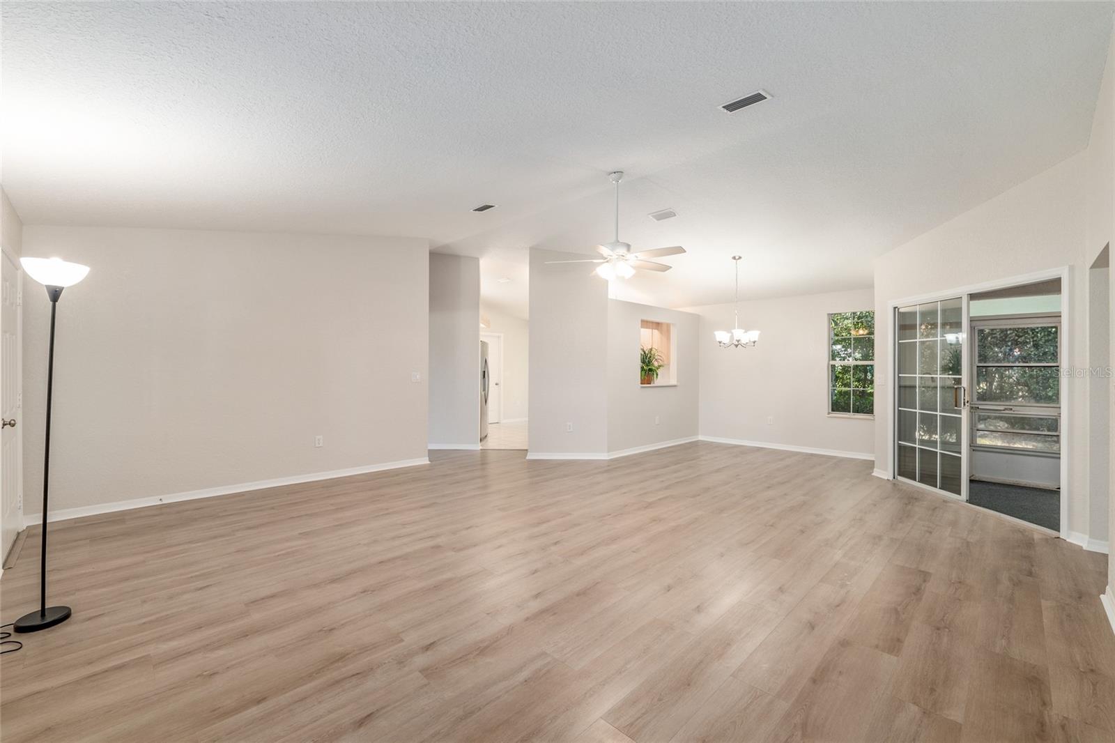 OAK RUN - Residential