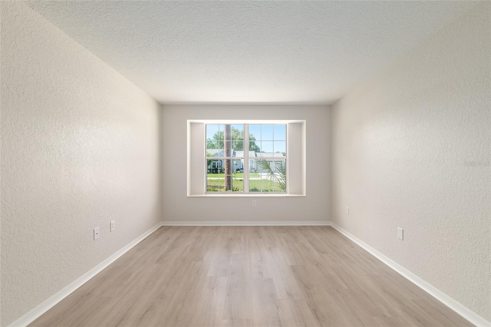 OAK RUN - Residential