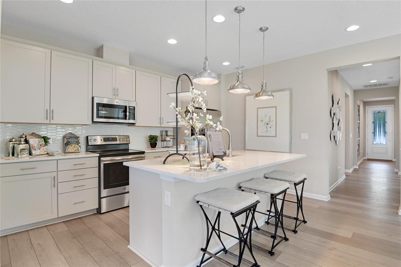 SEMINOLE PALMS - Residential