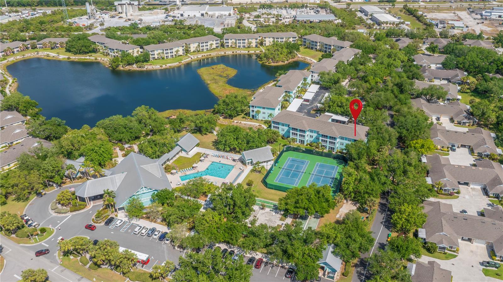 HERITAGE OAK PARK-WATERSIDE CLUB 04 AT HERITAGE - Residential